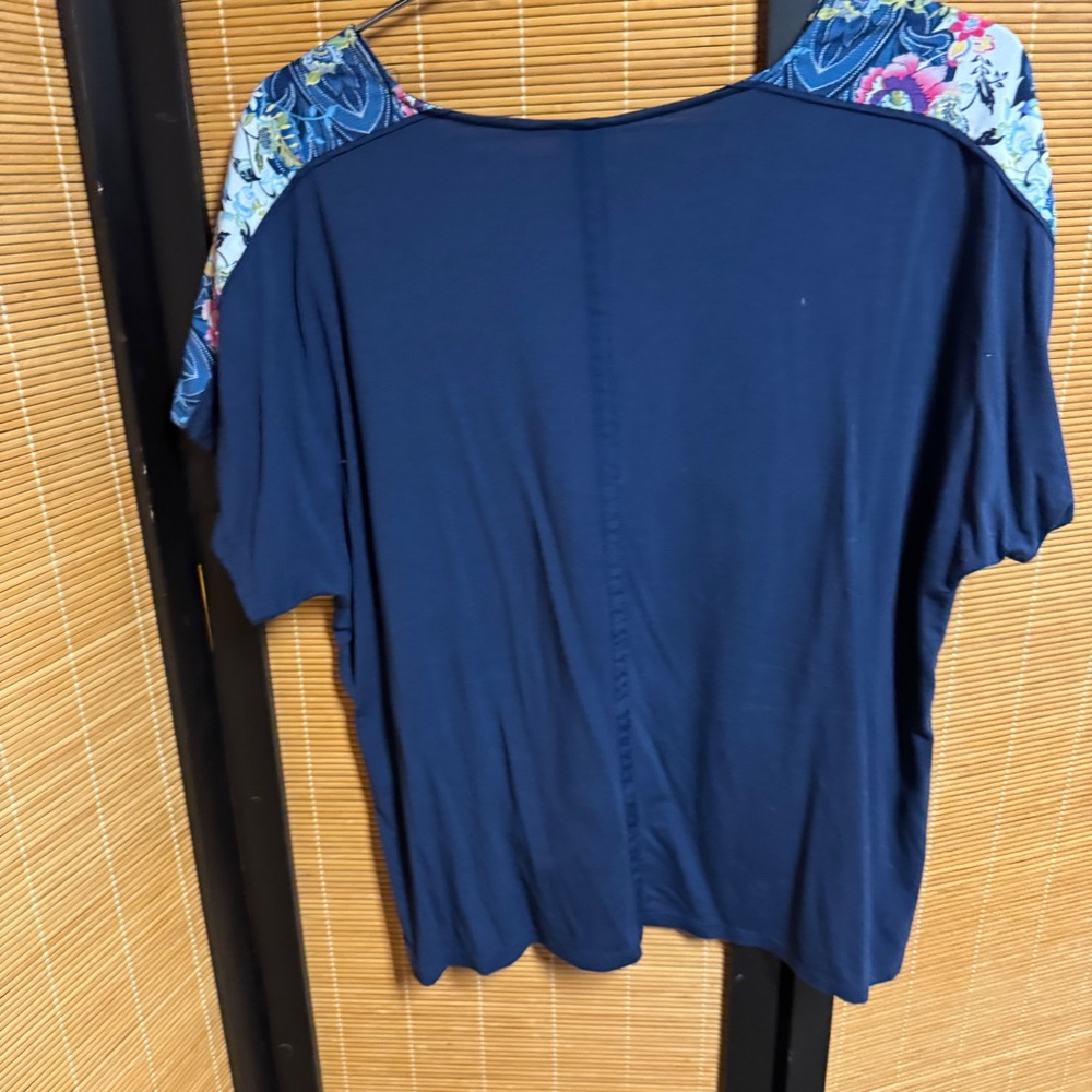 Floral Patterned Top - image 3